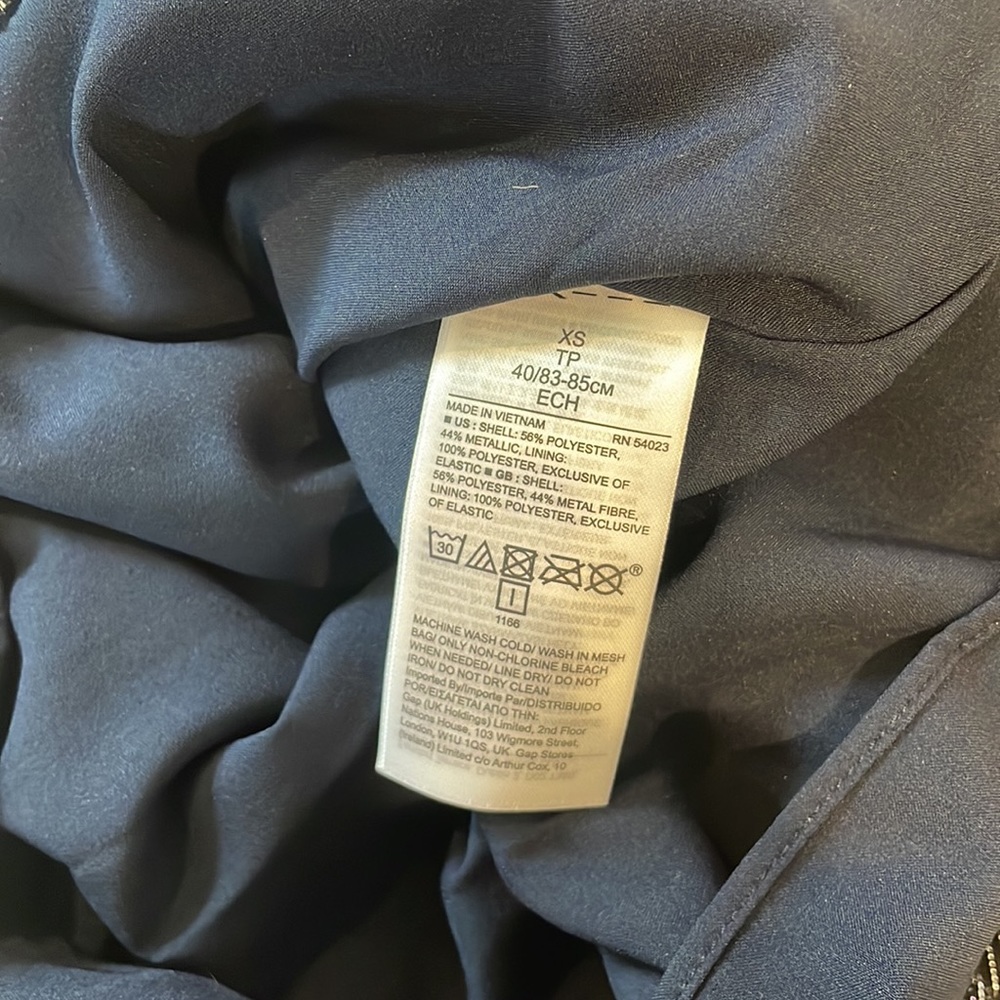 NWT Banana Republic Crop Metallic Jumpsuit Size XS - Picture 9 of 9